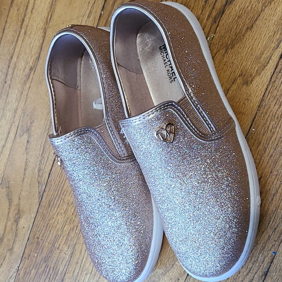 Michael Kors Other - Girls Michael Kors Rose Glitter Slides